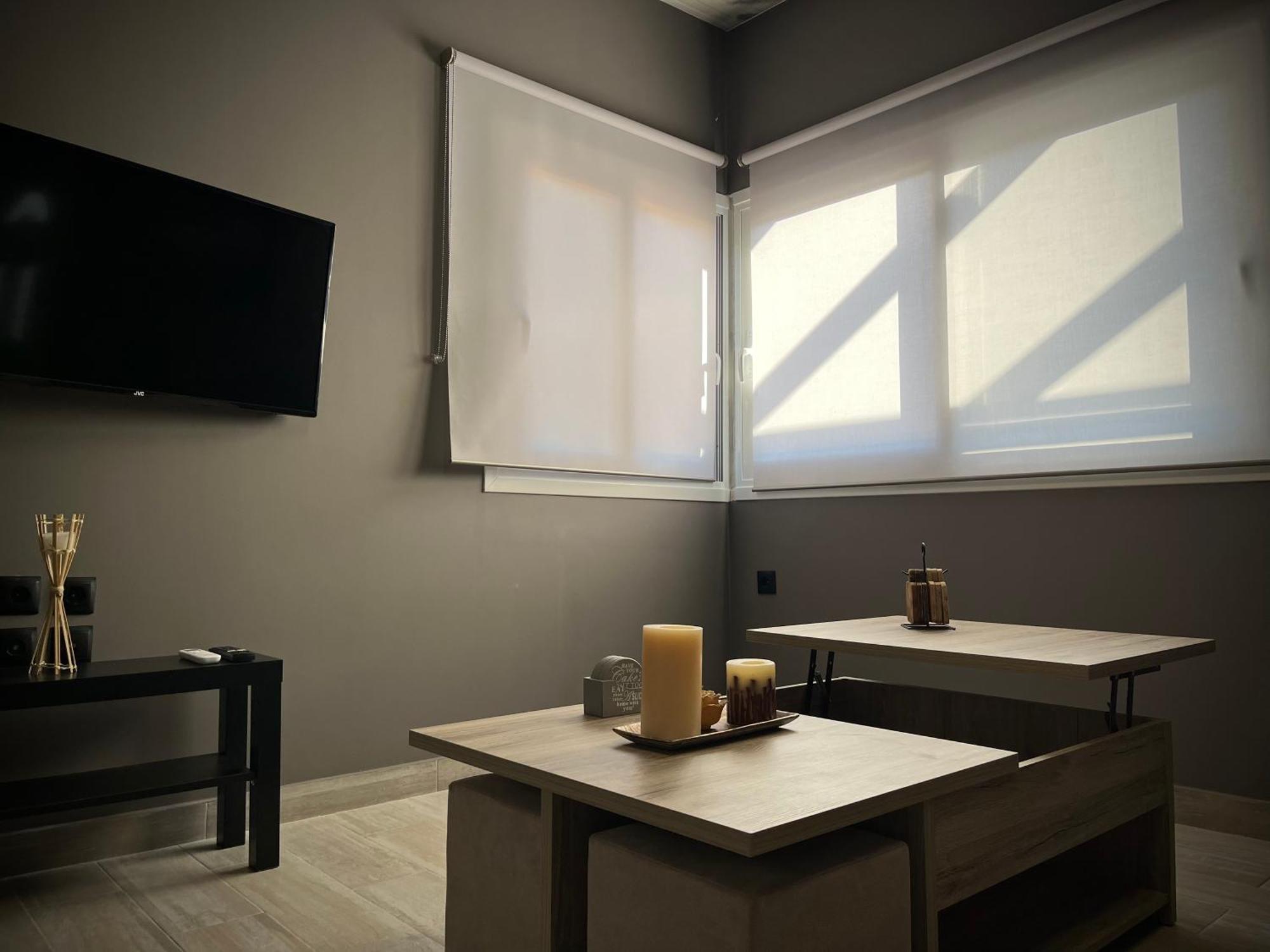 Joannas Airport Luxury Rooms Artemi Extérieur photo