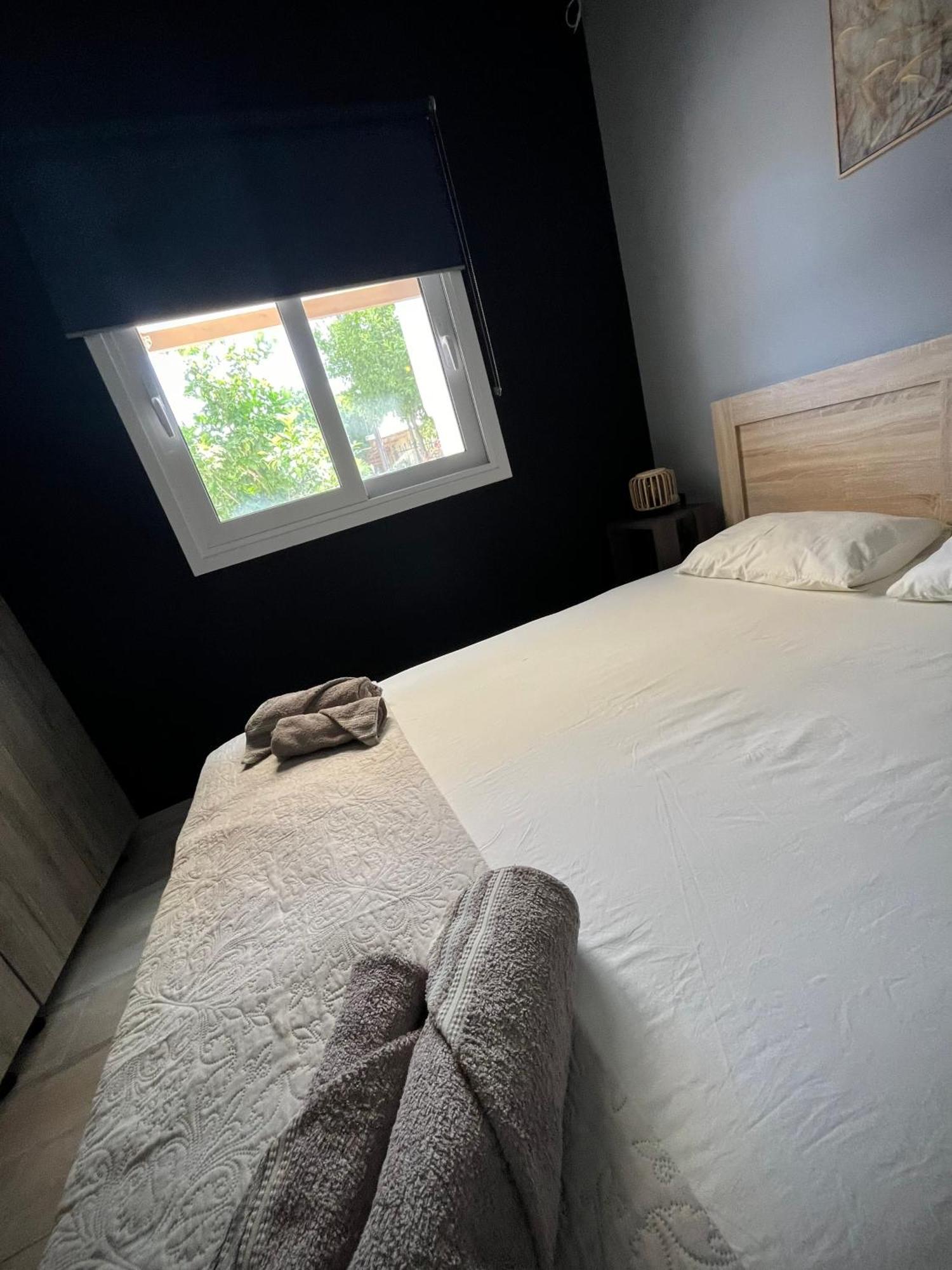 Joannas Airport Luxury Rooms Artemi Extérieur photo
